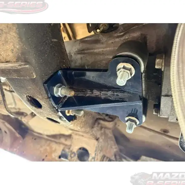 1986–1997 Nissan 4L60E AR5 Transmission Mount